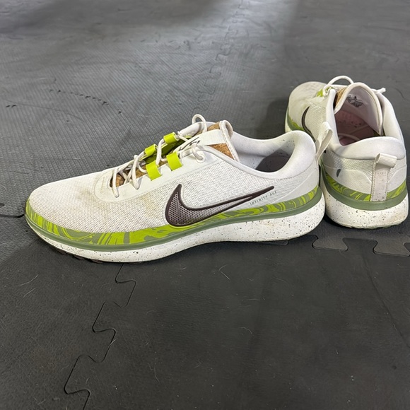 Nike golf shoes - Picture 3 of 6